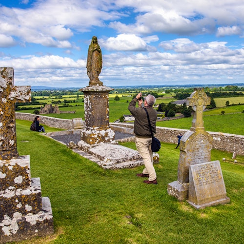 Blarney, Roca de Cashel y Castillos de Cahir: Excursión de un día desde Dublín