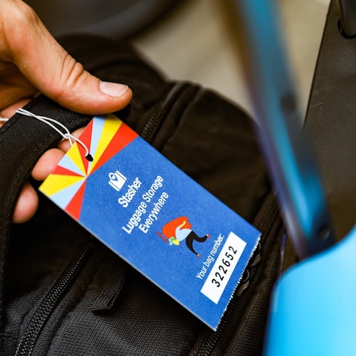 London: Luggage Storage in Heathrow Airport (Terminal 4)