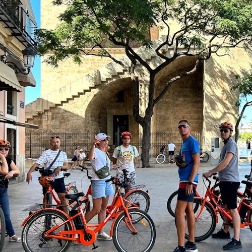 Valencia: Visita guiada en bicicleta eléctrica para grupos pequeños