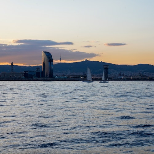 Barcelona: Eco Catamaran Sunset Cruise + Live Music
