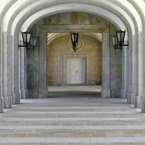 Real Monasterio de El Escorial + Valle de los Caídos: Excursión de medio día desde Madrid