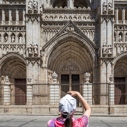 Segovia and Toledo: Entry Tickets + Guided Tour + Transfers