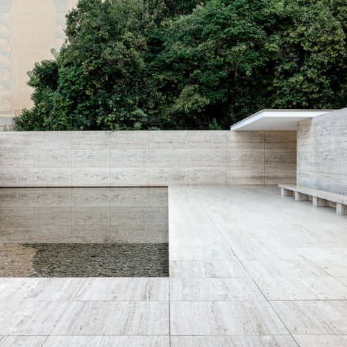 Pabellón Mies van der Rohe: Entrada sin colas