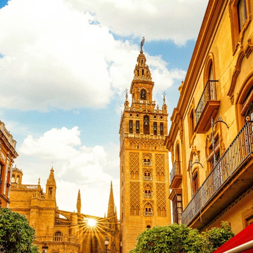 Reales Alcázares de Sevilla, Catedral y Giralda: Acceso Prioritario + Visita Guiada