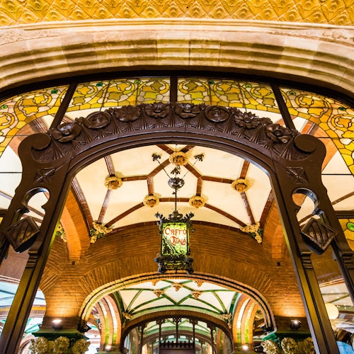 Bocadillo de Jamón Ibérico + Una Copa de Vino