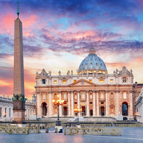 Vatican Museums & Sistine Chapel: Guided Evening Tour