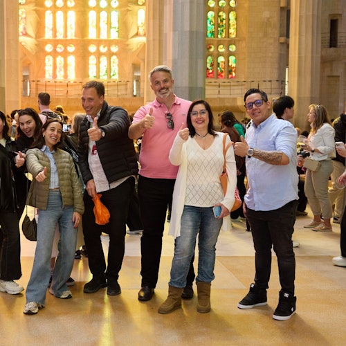 Sagrada Familia: Fast Track Ticket + Guided Tour