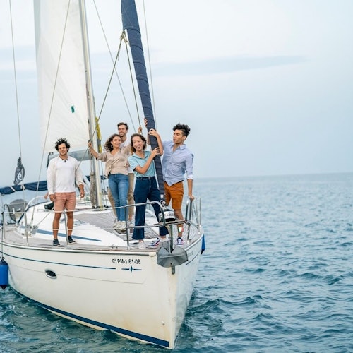 Barcelona: 2-Hr Private Sailboat Tour with Drinks & Snacks