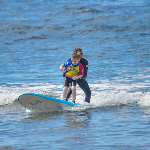 Playa de las Américas: Clase de surf privada o en grupo reducido