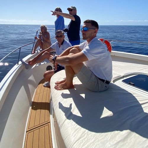 Tenerife: Paseo en Barco + Comida y Bebidas Ilimitadas
