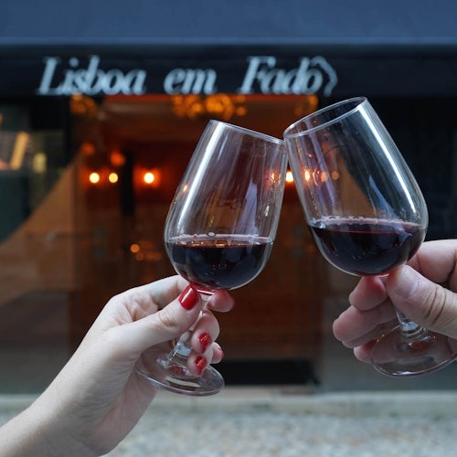 Lisbon: Fado Show at Lisboa em Fado + Port Wine