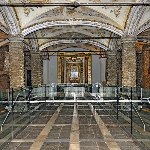 Evora: Guided City Tour + Wine Tasting