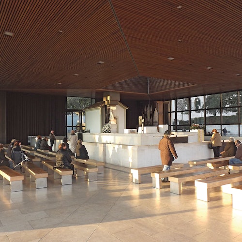 Fátima Sanctuary: Guided Afternoon Trip from Lisbon