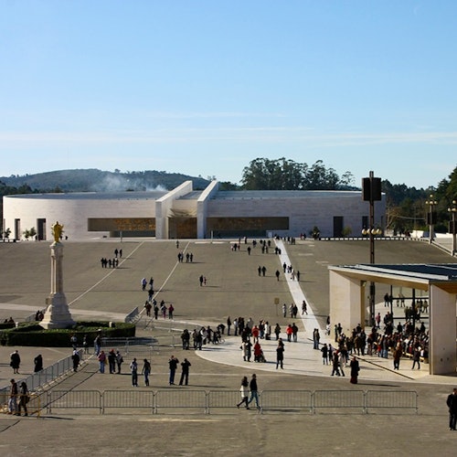 Sintra, Nazaré & Fátima: Small-Group Tour from Lisbon