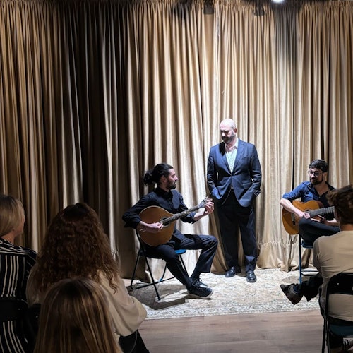 Lisbon: Live Fado Show with Port Wine