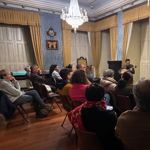 Trindade Porto: Guided Tour + Fado Show + Port Wine