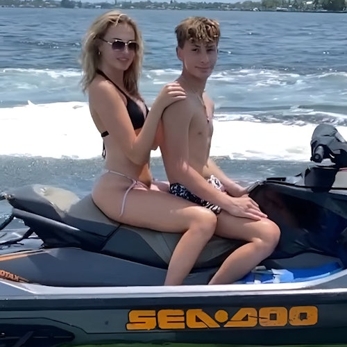 Miami: 1-Hour Jet Ski Rental with Pontoon Ride