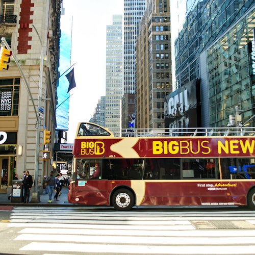 New York: 1-Day Hop-on Hop-off Bus + Statue of Liberty & Ellis Island Ferry