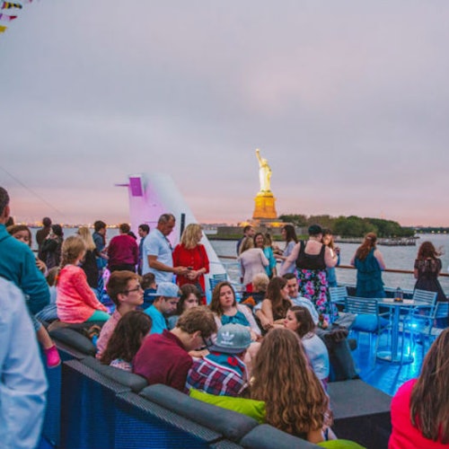 New York: Signature Dinner Cruise