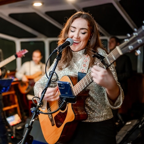 New York: Sunset Sightseeing Cruise + Live Music