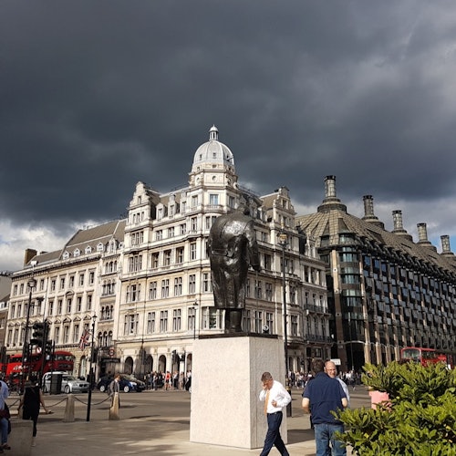 London: Westminster Guided Walking Tour + Sherlock Holmes Museum Entry