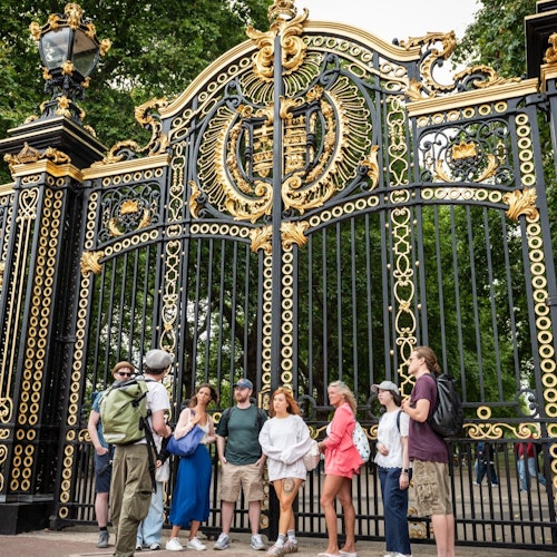 London: British Royalty Guided Walking Tour