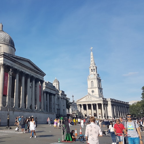 Houses of Parliament: Entry + Guided Walking Tour