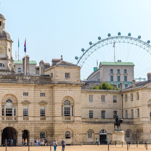 London: Westminster Private Walking Tour + Changing of the Guard + Hotel Pickup