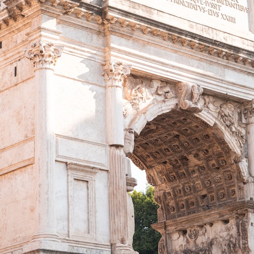 Coliseo, Arena, Monte Palatino y Foro Romano + Audioguía