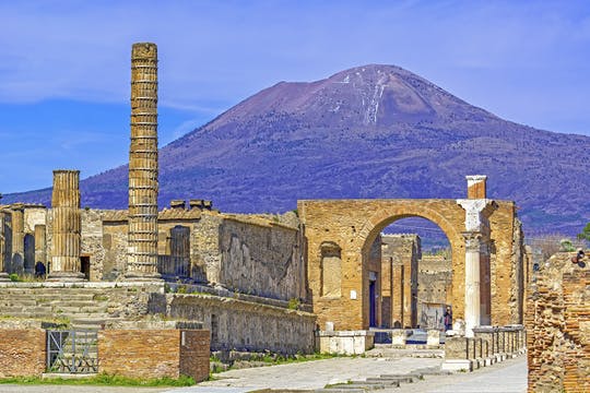 Excursión de un día a las ruinas de Pompeya y Sorrento desde Roma