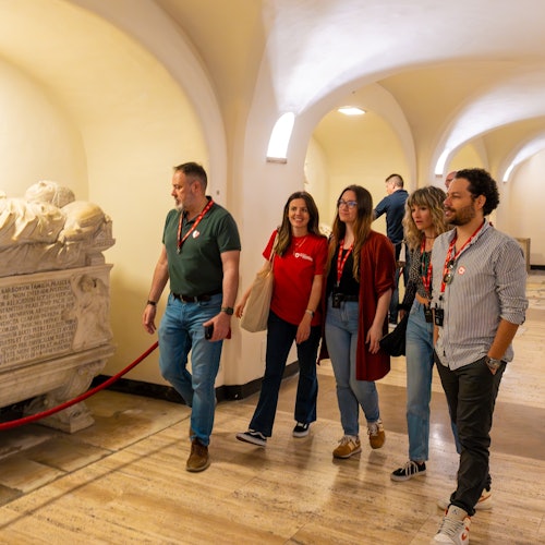 St. Peter's Basilica: Guided Tour + Vatican Grottoes Access
