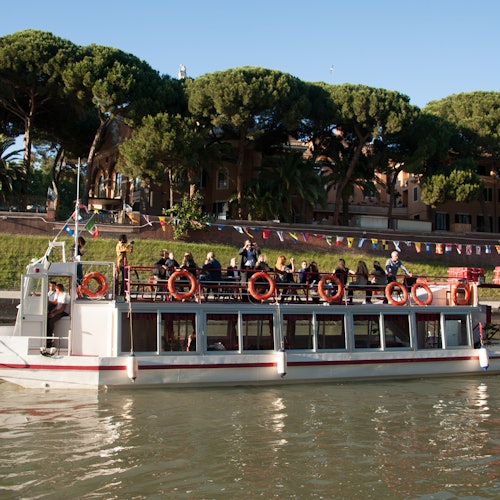 Roma: Billete Hop-on Hop-off Crucero por el Tíber