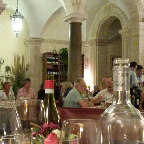 Rome: Luxury Gourmet Dinner with Wine Pairing