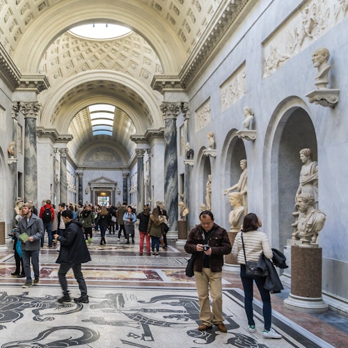 Vatican Museums & St. Peter's Basilica: Fast Track Ticket + Guided Tour