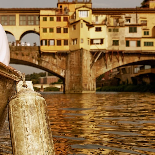 Florence: Sunset Tour on Traditional Gondola