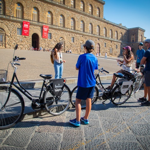 Florence: Guided Bike Tour