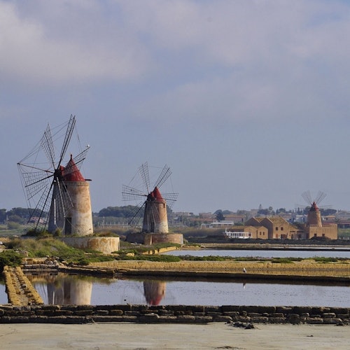Erice: Excursión de un día desde Palermo + Comida siciliana + Ruta de la Sal