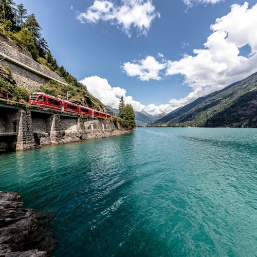 St. Moritz & Tirano: Day Trip from Milan + Bernina Train Ticket