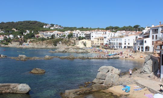 Costa Brava Typical Villages Tour from Barcelona