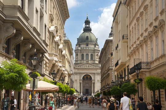 Orientation walking tour of Budapest