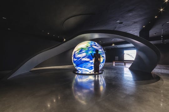 The Wine Experience WOW Museum ticket and tasting