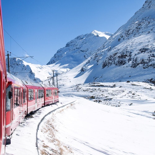 St. Moritz: Guided Day Tour from Milan + Bernina Express Tickets