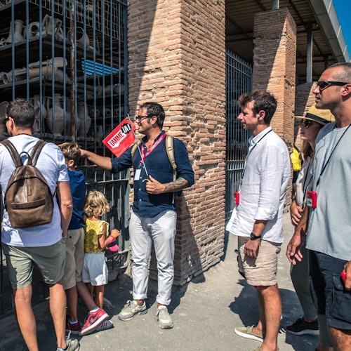 Pompeya: Visita guiada y entrada sin colas + ida y vuelta desde Sorrento