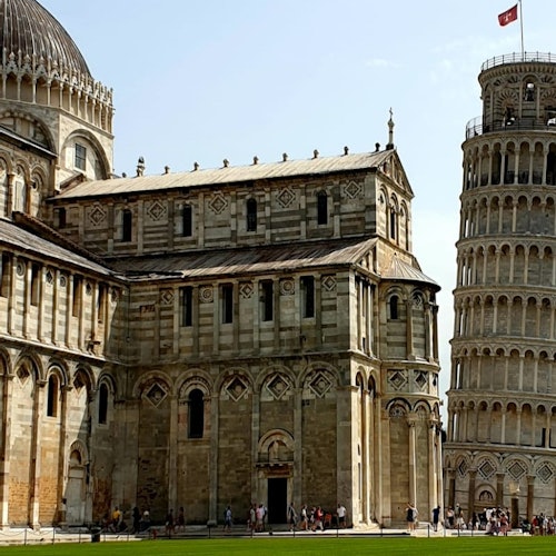 Pisa & Lucca: Day Trip from Florence
