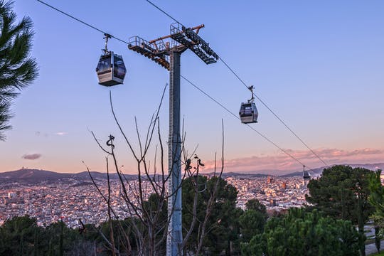 Entradas para el teleférico de Montjuic con visita audioguiada