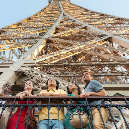Torre Eiffel: Entrada Reservada + Recorrido en Autobús por la Ciudad de París