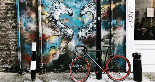 London's East End street art guided walking tour