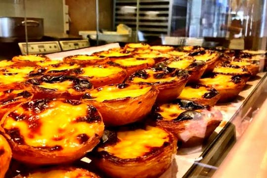 Porto local tasting tour