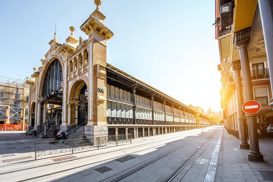Visita al mercado y clase de cocina española en Zaragoza.