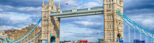 Historic London City walking tour